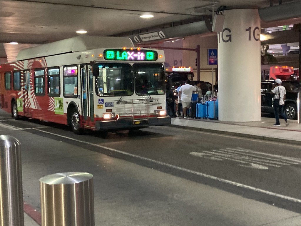 LAX Shuttle ExSan Diego MTS New Flyer C40LF Paul Kimo McGregor