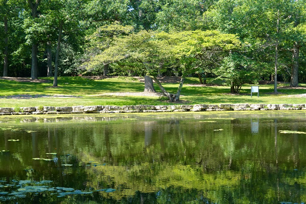 Tangley Oaks Lake Bluff, Illinois Sony Shaun Flickr
