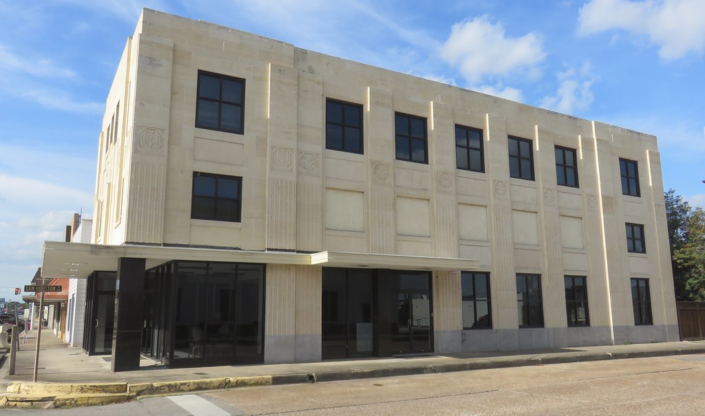 Old First Liberty National Bank (Liberty, Texas) Built in … Flickr