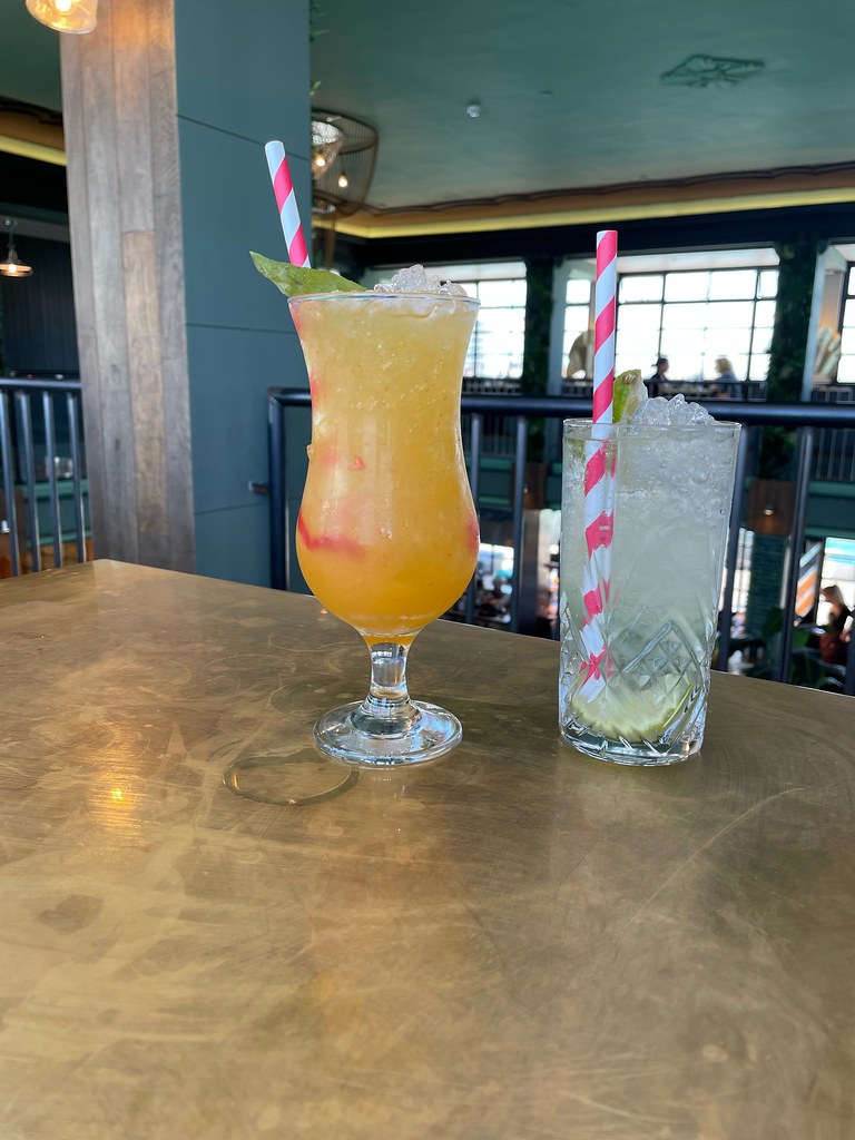 Cocktails. Paul Flickr