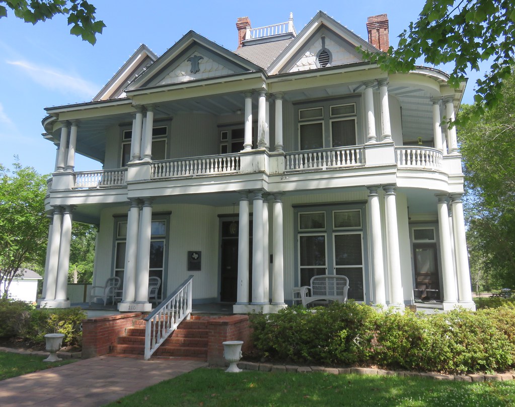 KirbyHill House (Kountze, Texas) The KirbyHill House sta… Flickr