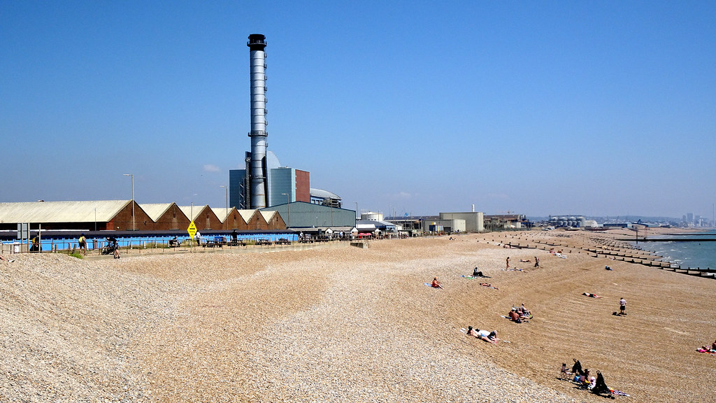 Southwick Beach, Shoreham. Sussex. An unfortunate juxtapos… Flickr