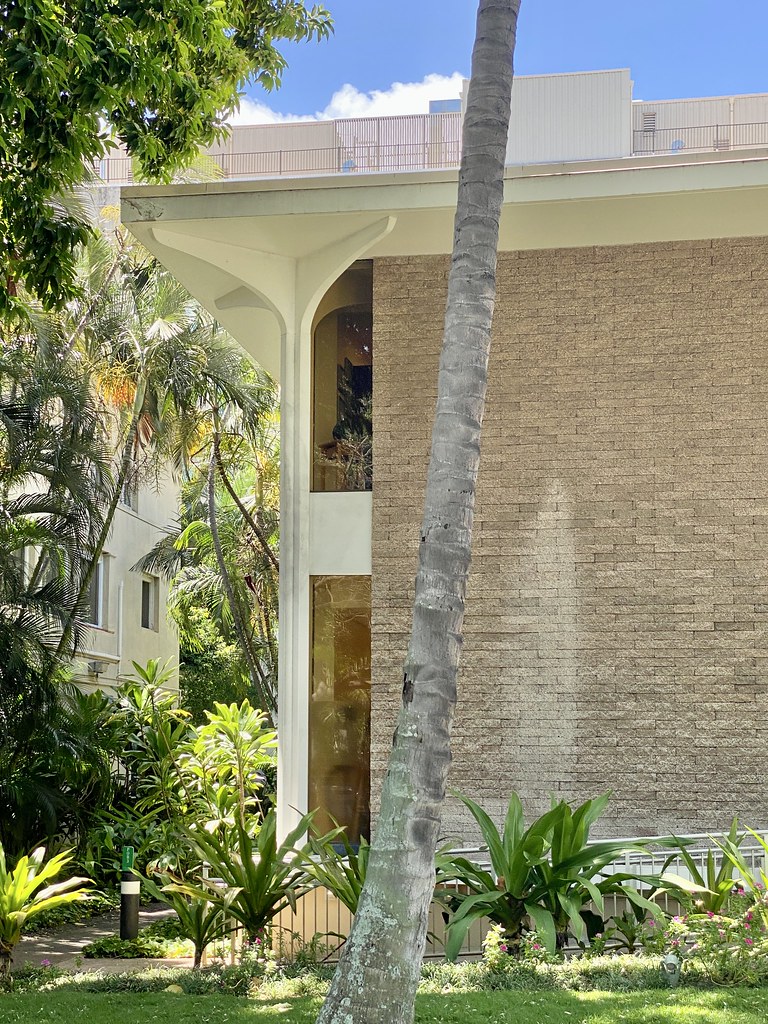 Human Resources Center, Queen’s Medical Center, Punchbowl … Flickr