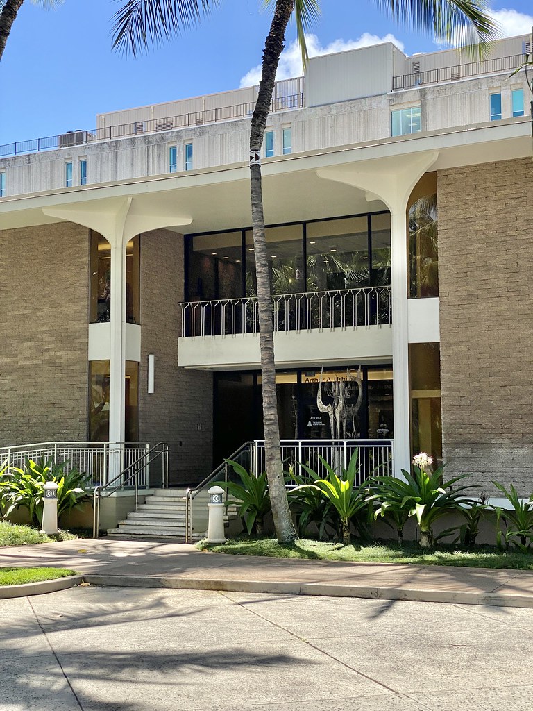 Human Resources Center, Queen’s Medical Center, Punchbowl … Flickr