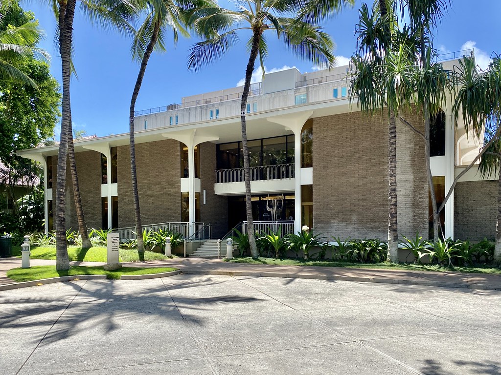 Human Resources Center, Queen’s Medical Center, Punchbowl … Flickr