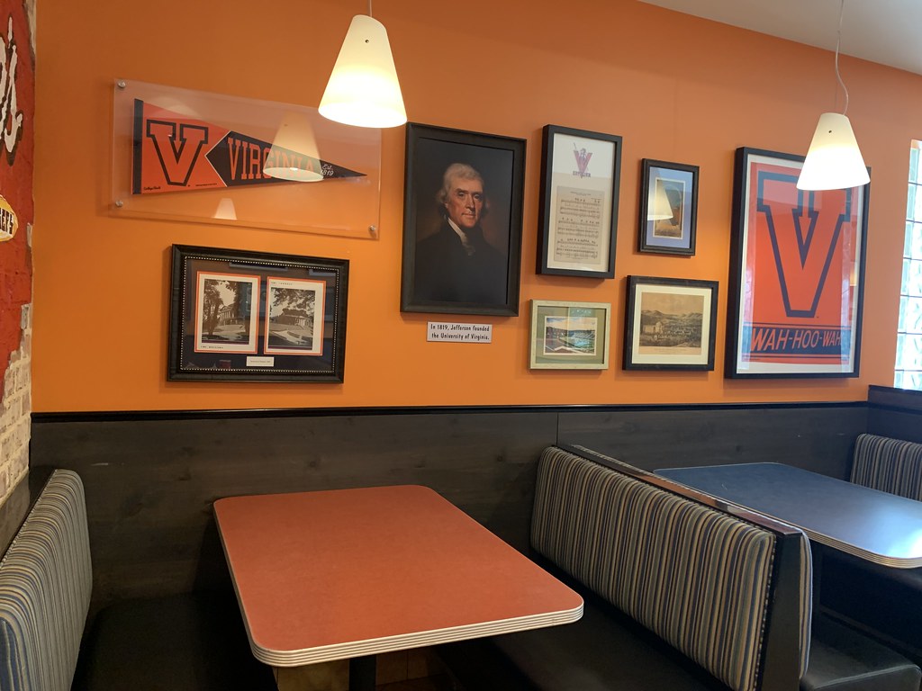 Raising Cane's interior Raising Cane's 165 (2,443 square … Flickr