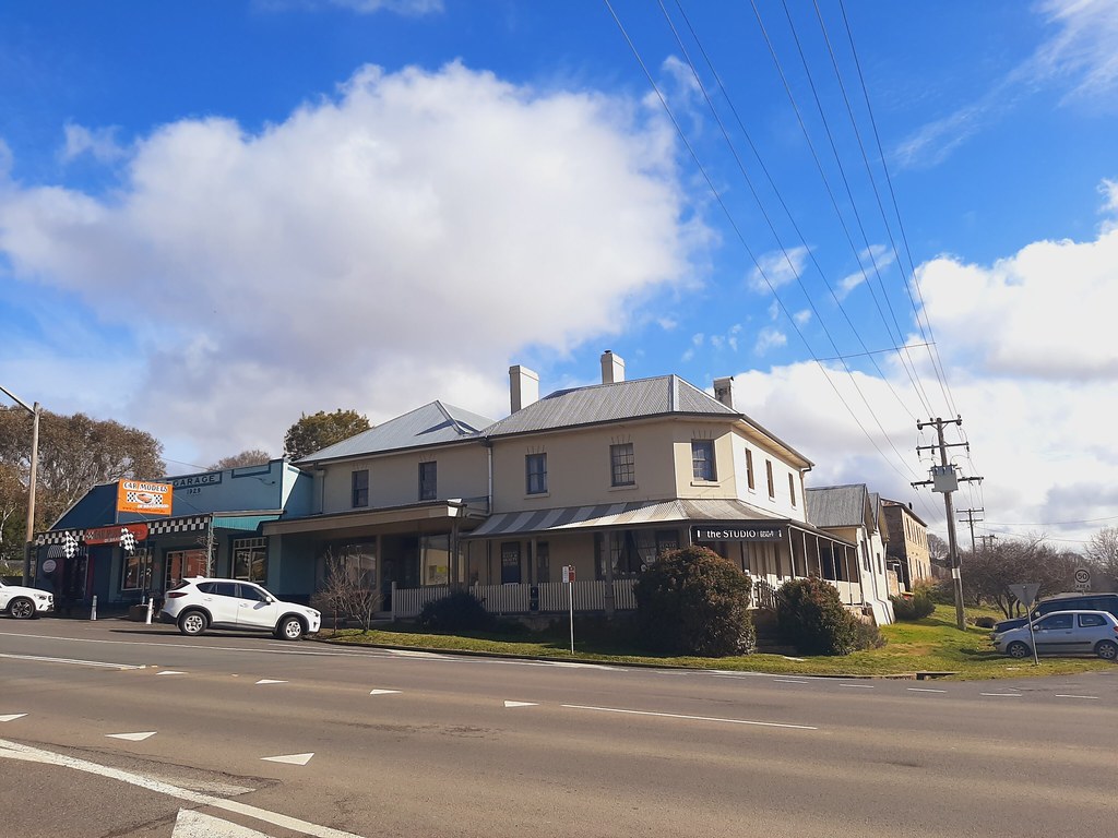 Former post office from the 1840s. Braidwood, NSW. chowchilla Flickr