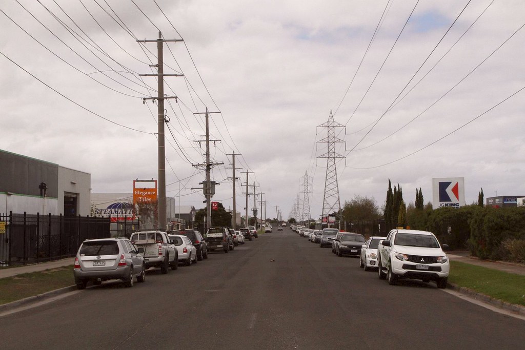 220 kV transmission lines from Geelong Terminal Station to… Flickr