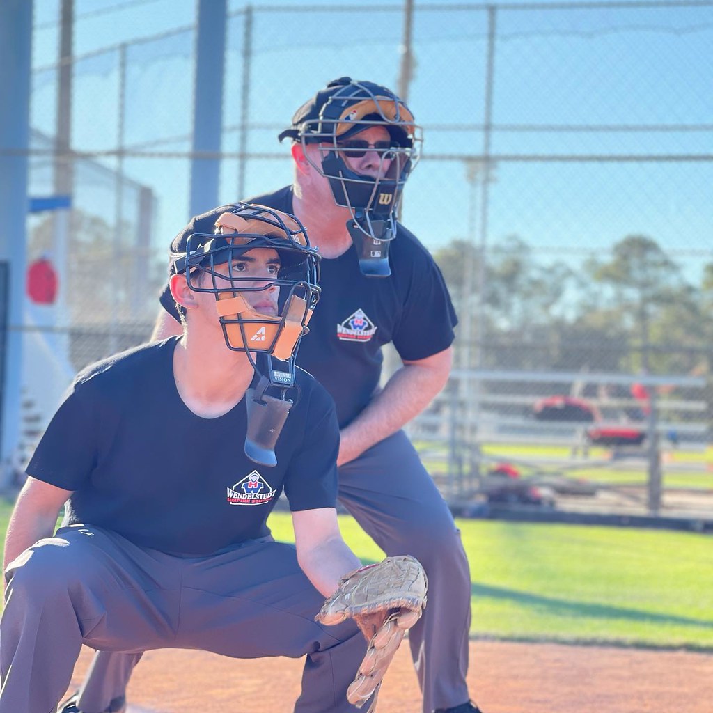 Umpires hboi150891 Flickr