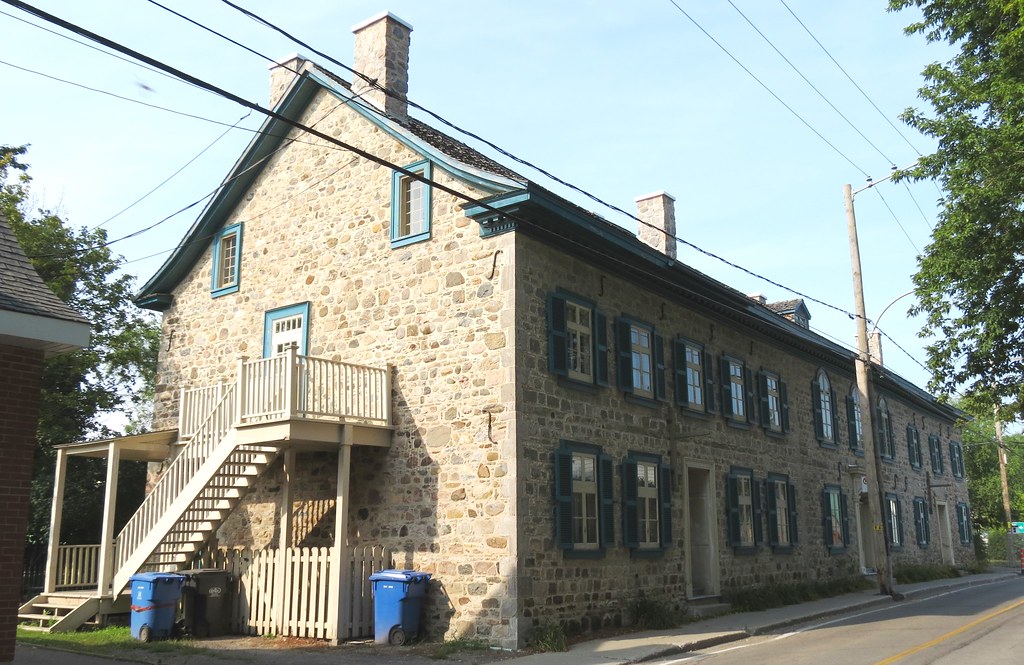 Le Vieux Palais de justice (1811, agrandissement, 1822, am… Flickr