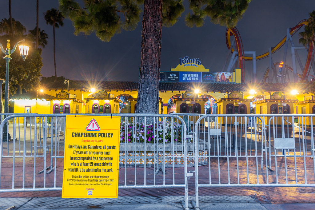 Knott's Berry Farm Starts Chaperone Policy Following Teen … Flickr