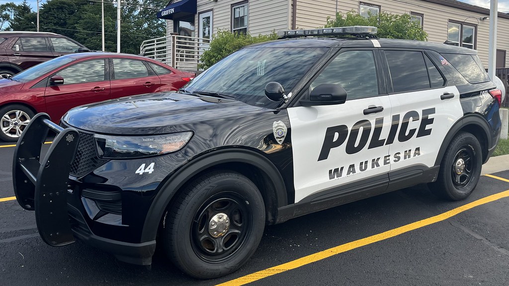 Waukesha Police Ford Police Interceptor Utility pdpolicecars Flickr