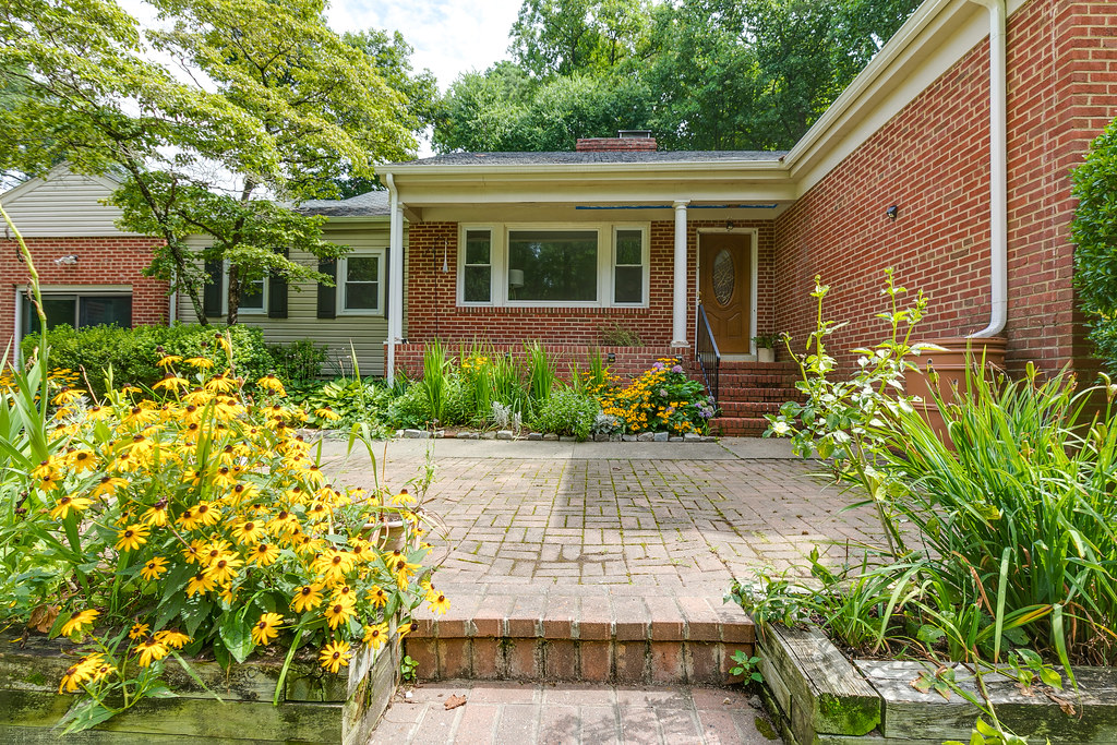 1435 Spring Grove Dr8 Mindie Ballard Flickr