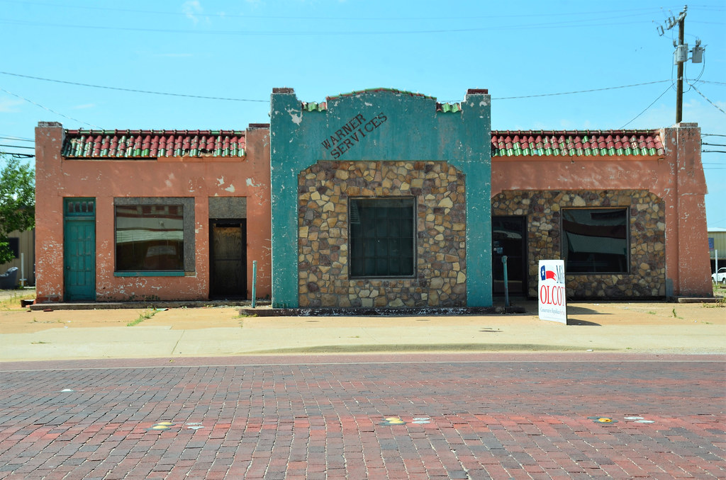 Texas, Breckenridge, Sinclair Gas Station The former gas s… Flickr