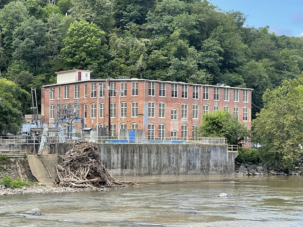 Capitola Cotton Mill. Marshall, North Carolina. Built in 1… Flickr