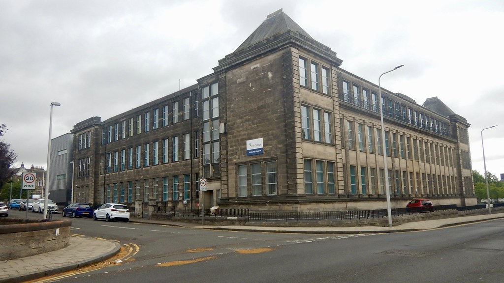 Fife College, Kirkcaldy Campus Douglas Law Flickr
