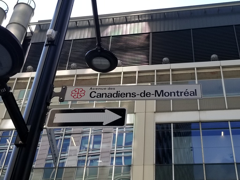 Avenue des CanadiensdeMontréal Terranaut Flickr