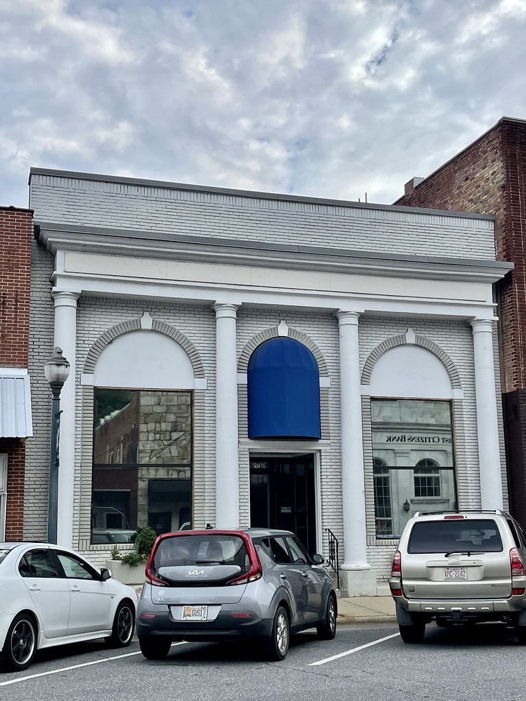 Jackson County Bank building. Sylva, North Carolina. Flickr