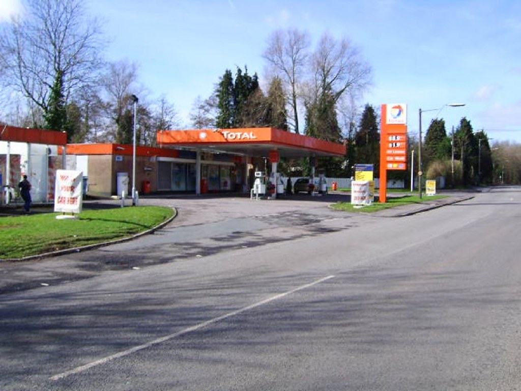 Aberdare service station, CF44 0PB, February 2007 (now TEX… Flickr