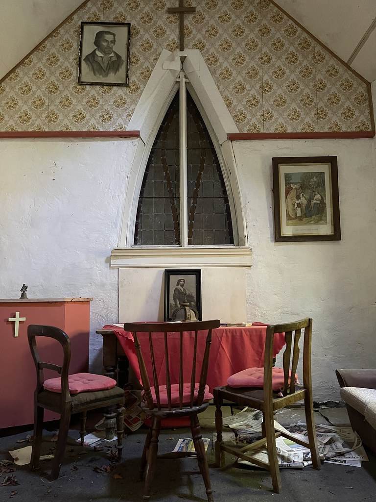 Cult House KryptonUK Flickr