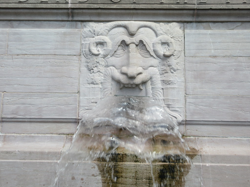 2022 The Firemans Memorial Water Fountains Riverside Park … Flickr