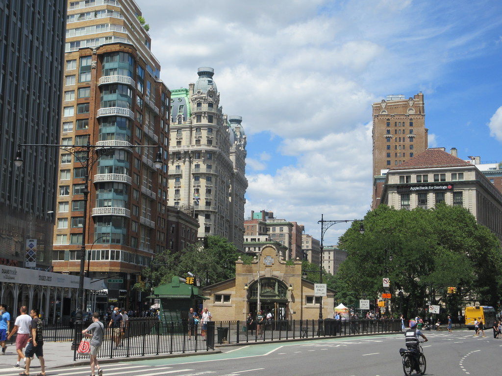 IMG_4262 2022 The Ansonia Apartment Building now condo on … Flickr