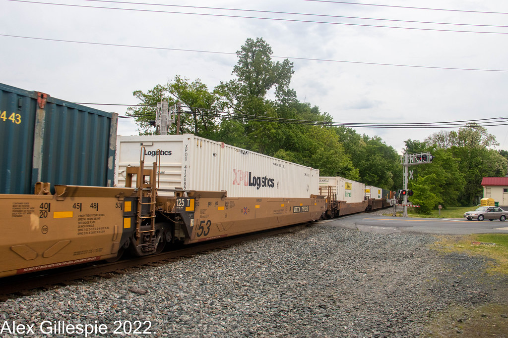 XPO Logistics Container XPO Logistics Container heads west… Flickr