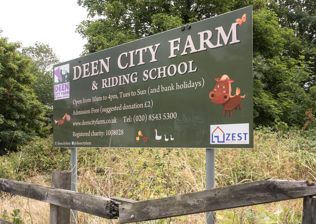 DSC01830 A4 Deen City Farm Sign NickGW Flickr