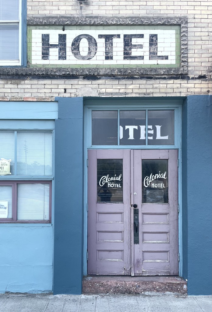 Colonial Hotel signs, Shoshone, ID I’ve been passing throu… Flickr