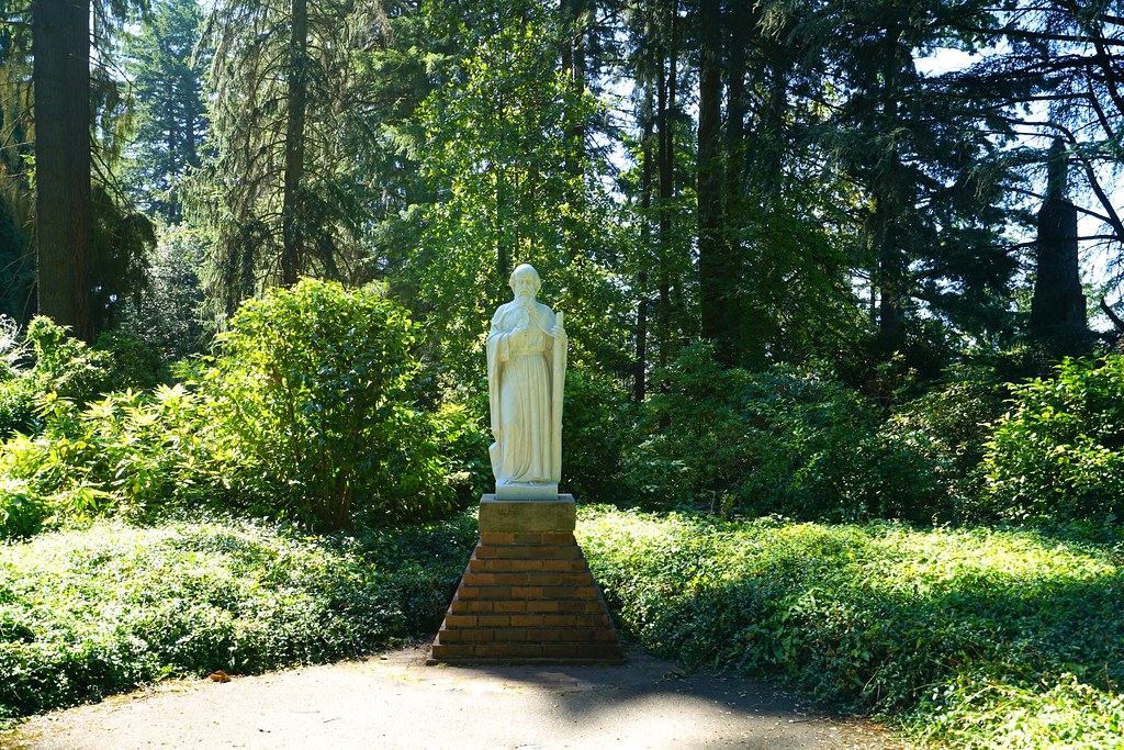 St. Jude Thaddeus Statue The Grotto Portland, OR KLB2305 Flickr