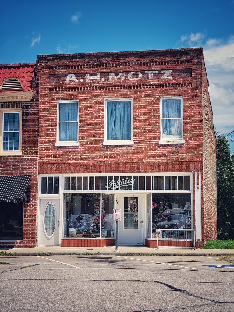 A. H. Motz building in Yanceyville, NC a photo on Flickriver