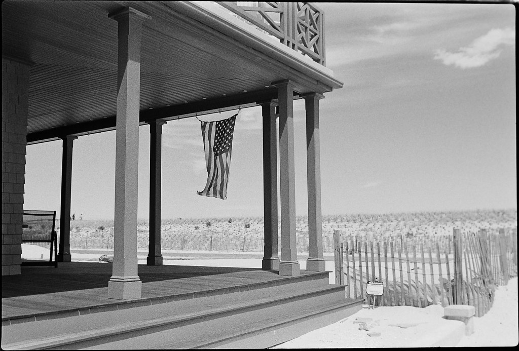 Lavallette, NJ A quiet, dusty day at the Jersey Shore… Nik… Flickr