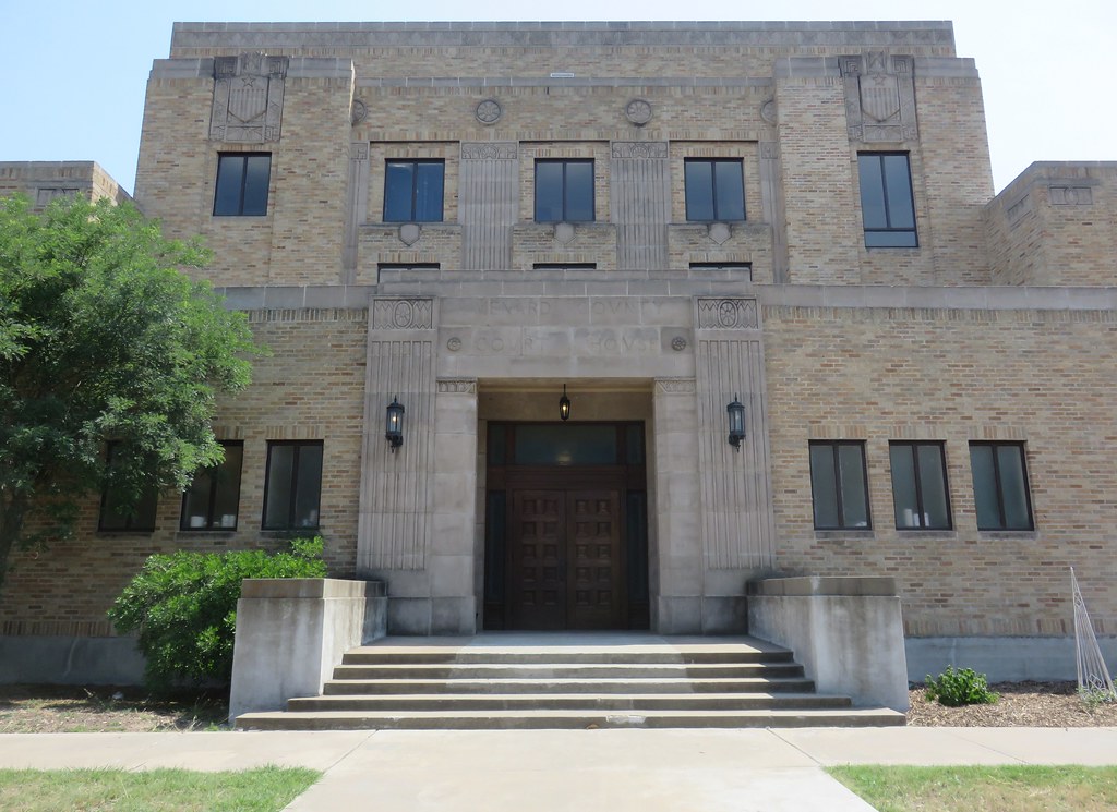 Menard County Courthouse Detail (Menard, Texas) This court… Flickr