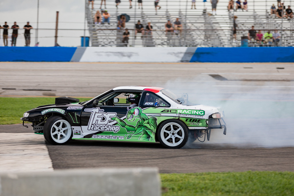 Klutch Kickers Day1 stills1037 TAXI GARAGE Flickr