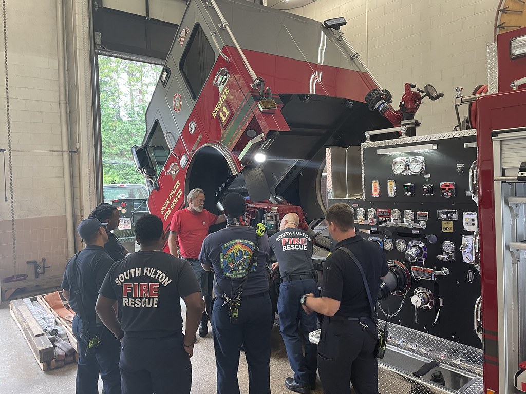 South Fulton (Ga.) Firefighters Marion fire engine familia… Flickr