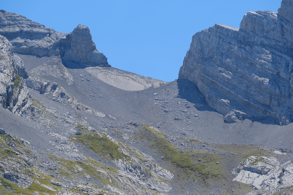 Porte des Aravis La Clusaz Guilhem Vellut Flickr