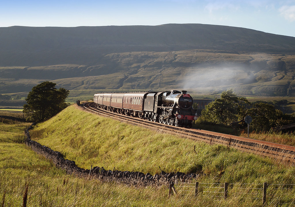 44932 works the "Waverley" (Carlisle to York) off Ribblehe… Flickr