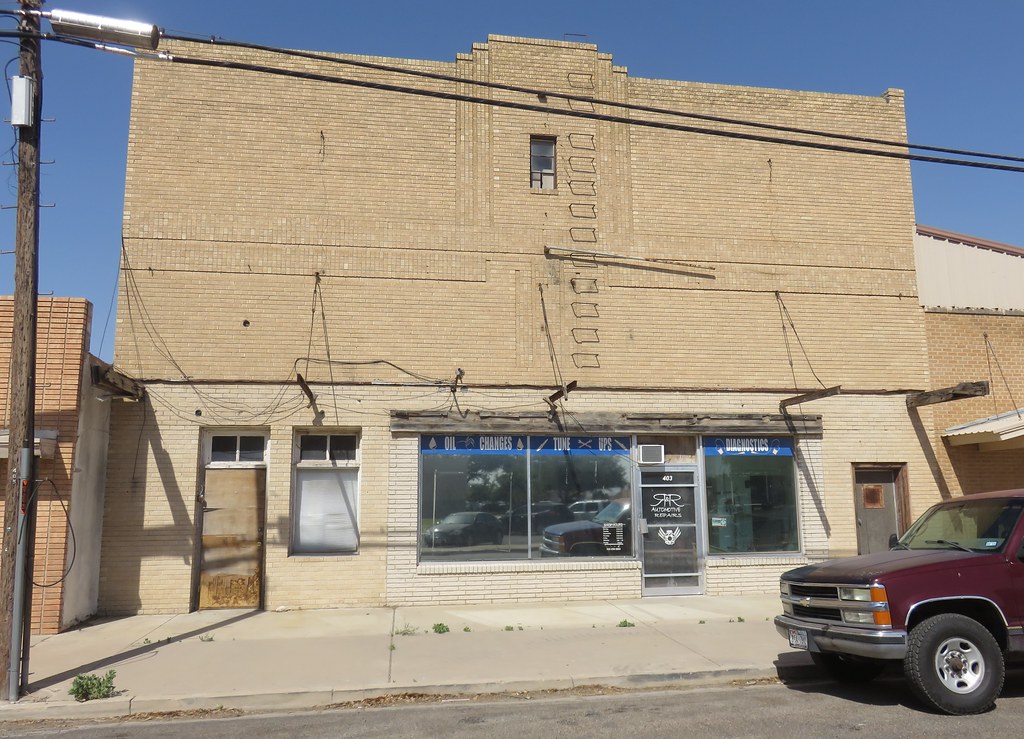 Old Movie Theater (Monahans, Texas) Located across the str… Flickr