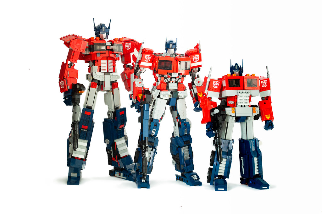 10302 IDW and Bumblebee Optimus Prime Alternate Build Flickr
