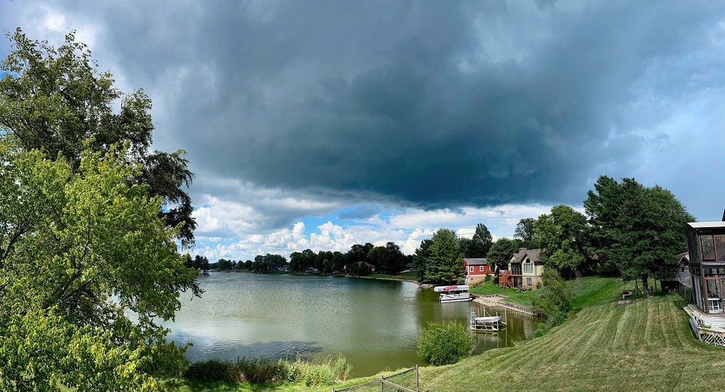 DG0301P Scenic Fortville Pike, Indiana 8/5/2022 Large dark… Flickr