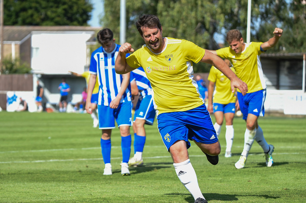 Eynesbury Rovers v Newmarket Town Flickr