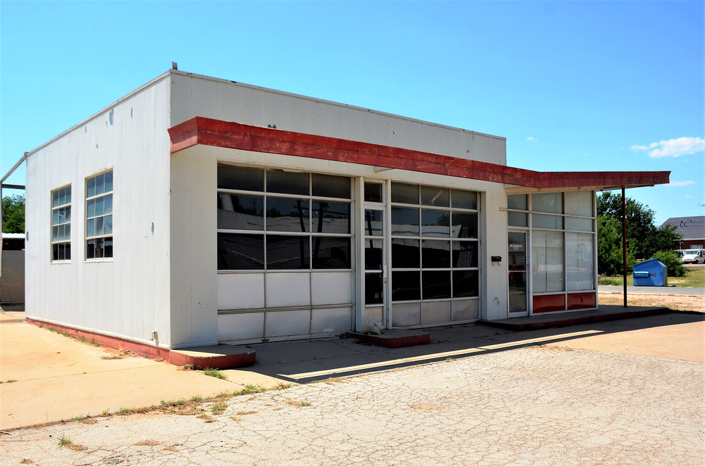 Texas, Winters, Gas Station Earl Leatherberry Flickr