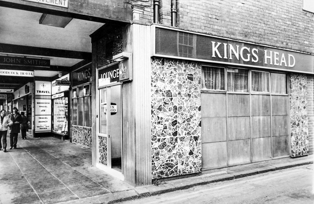 The Kings Head Knifesmithgate c.1980's The Kings Head was … Flickr