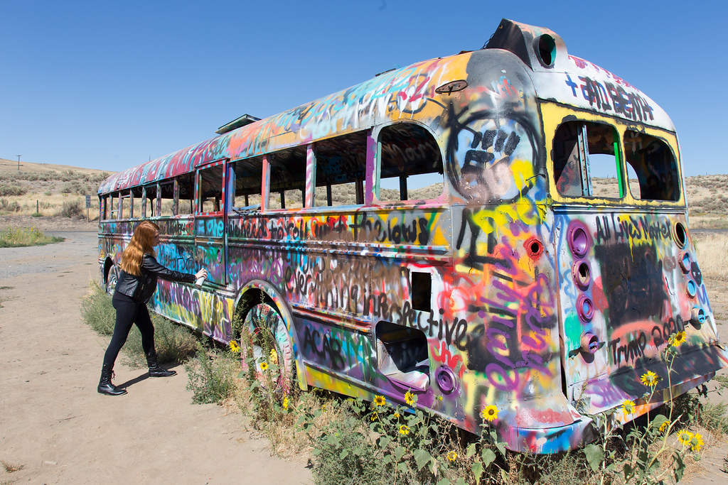 schoolbus12 Abandoned school bus in Washtucna Howard Frisk Flickr