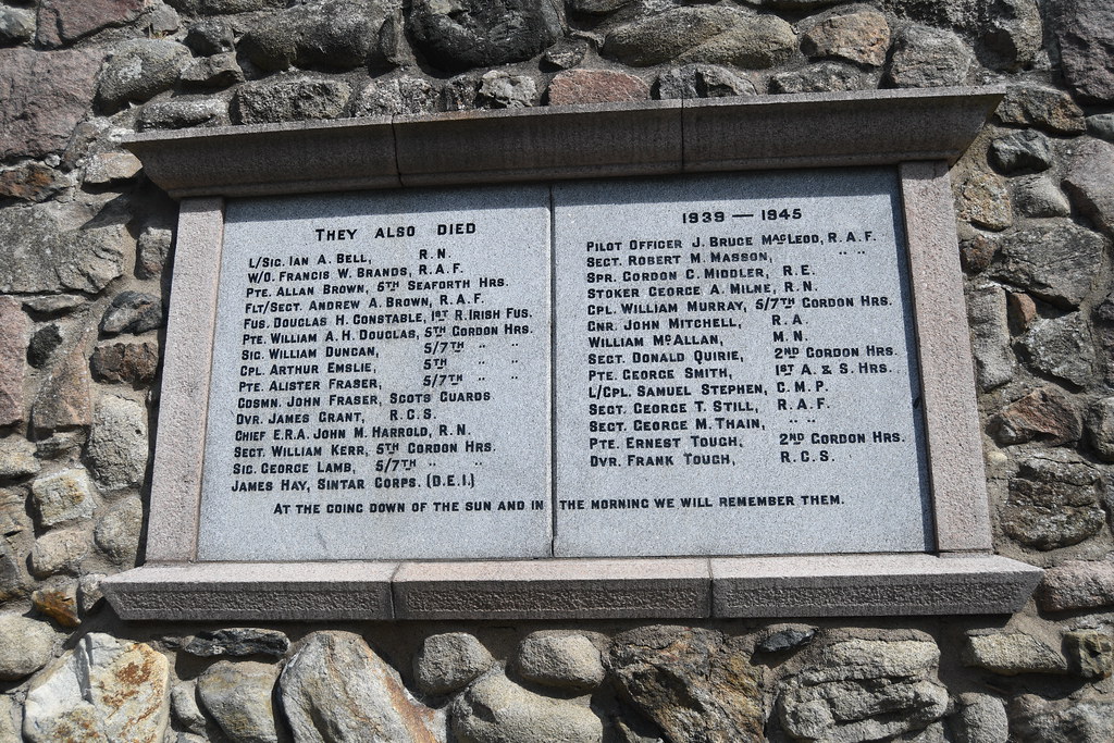 DSC_6715 Peterculter War Memorial Brian Morrison Flickr