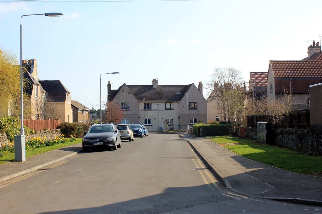 Thornton. Donald crescent. boneytongue Flickr