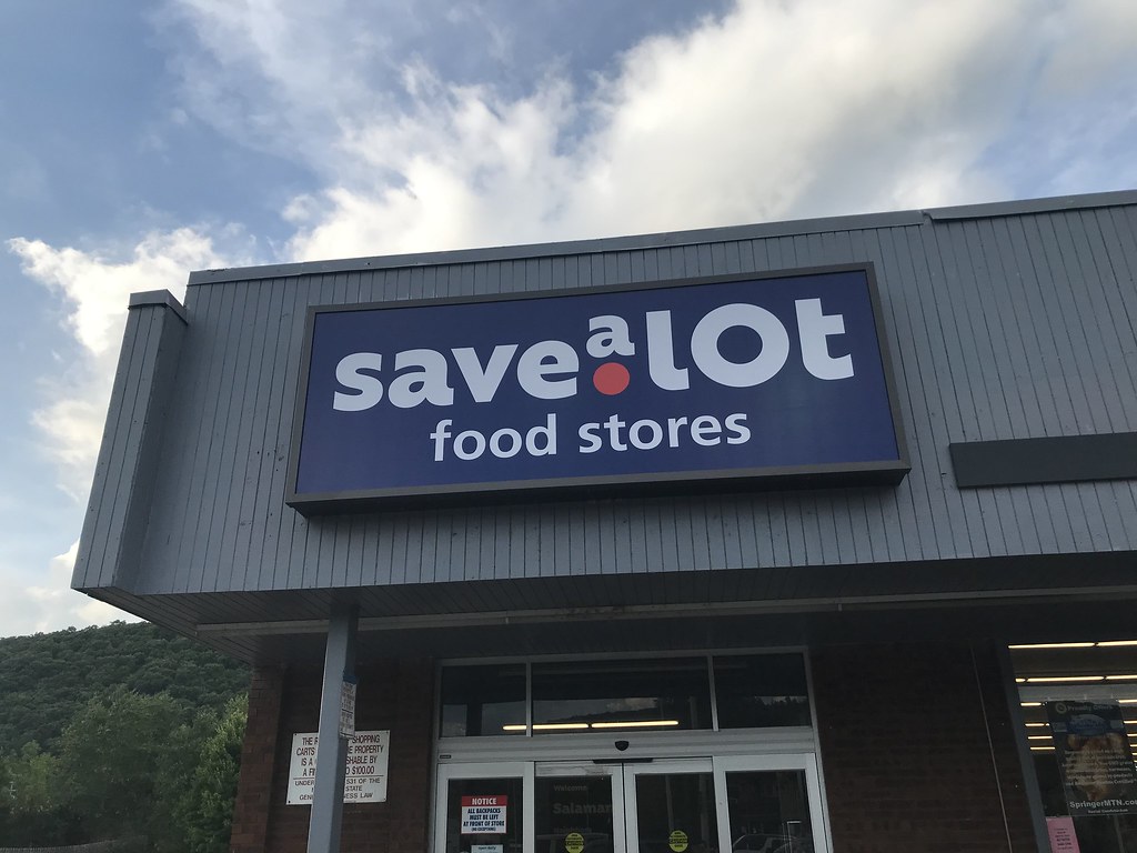 Save a lot sign The sign on the front of save a lot in sal… Flickr