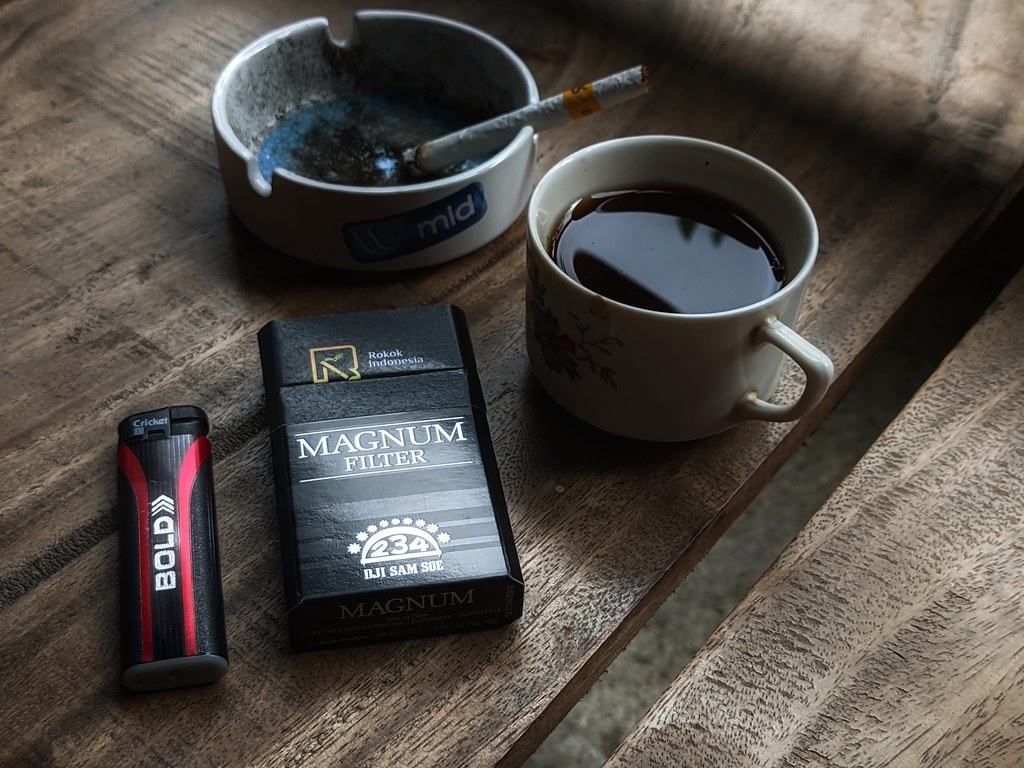 95 Wallpaper Rokok Dan Kopi Aesthetic Images My