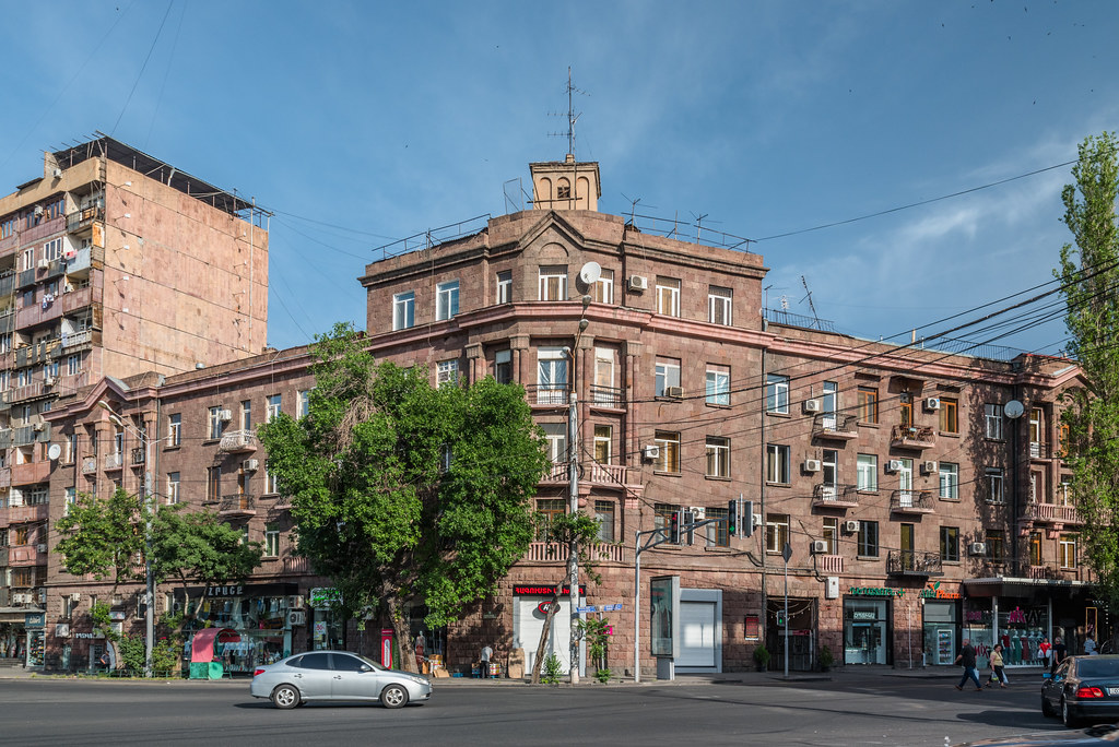 Tigran Mets Avenue 14/43, Yerevan This is the most "typica… Flickr