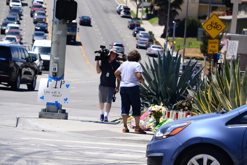 Insanity at La Brea Ave & Slauson Ave The day after. Grief… Flickr